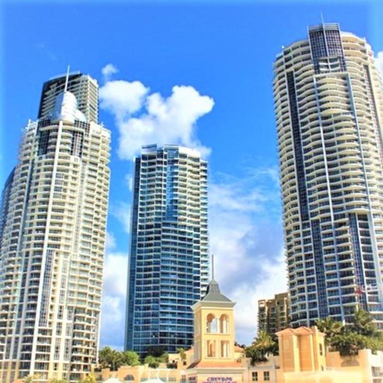 Deluxe Chevron Renaissance Leilighet Gold Coast Eksteriør bilde
