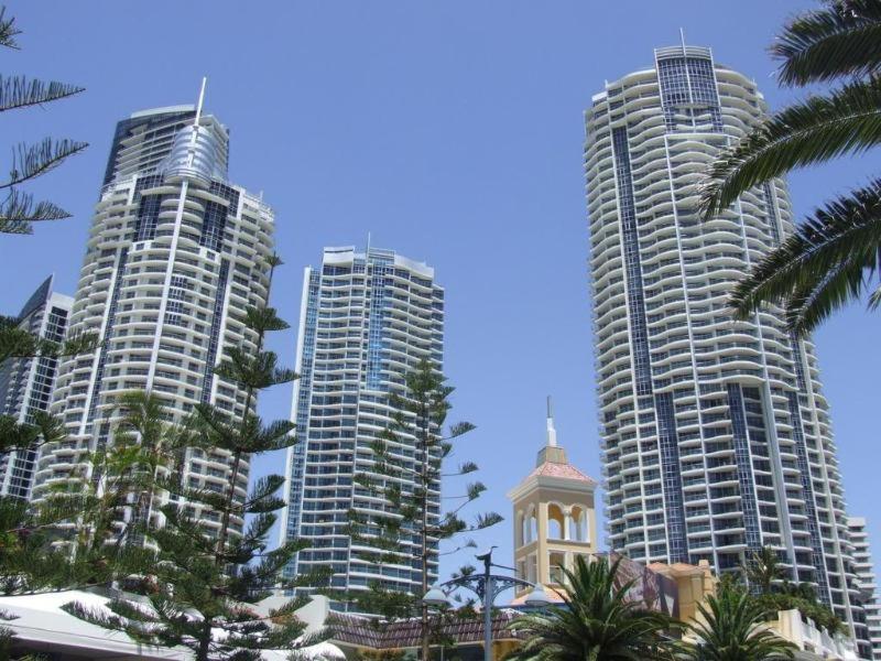 Deluxe Chevron Renaissance Leilighet Gold Coast Eksteriør bilde