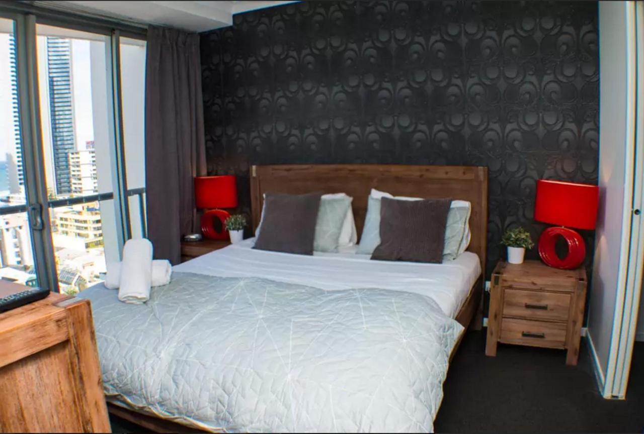 Deluxe Chevron Renaissance Leilighet Gold Coast Eksteriør bilde