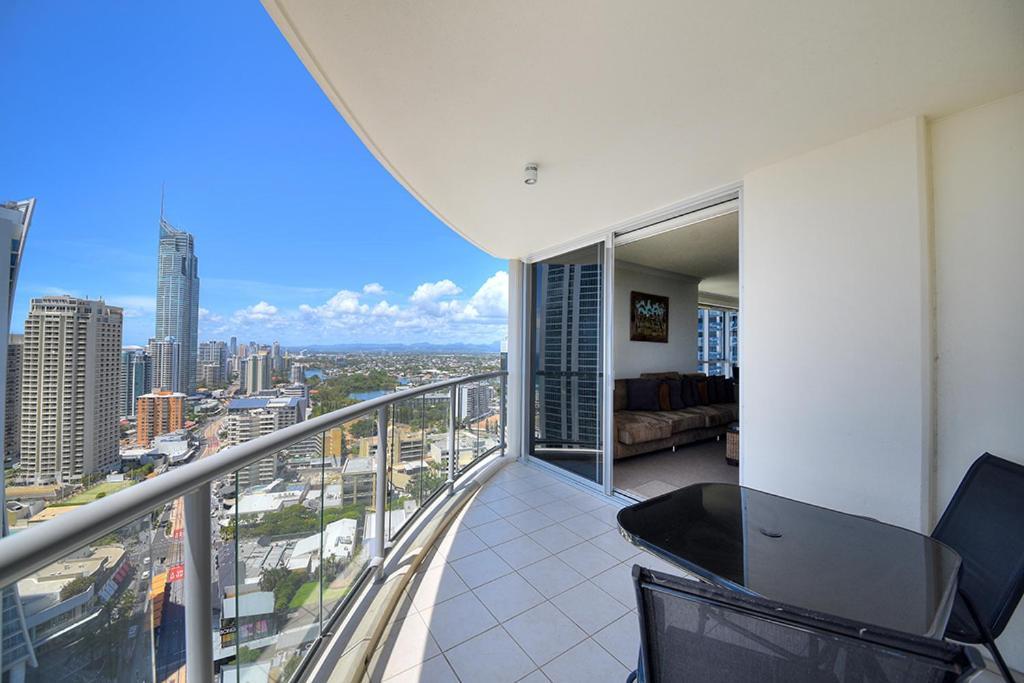 Deluxe Chevron Renaissance Leilighet Gold Coast Eksteriør bilde