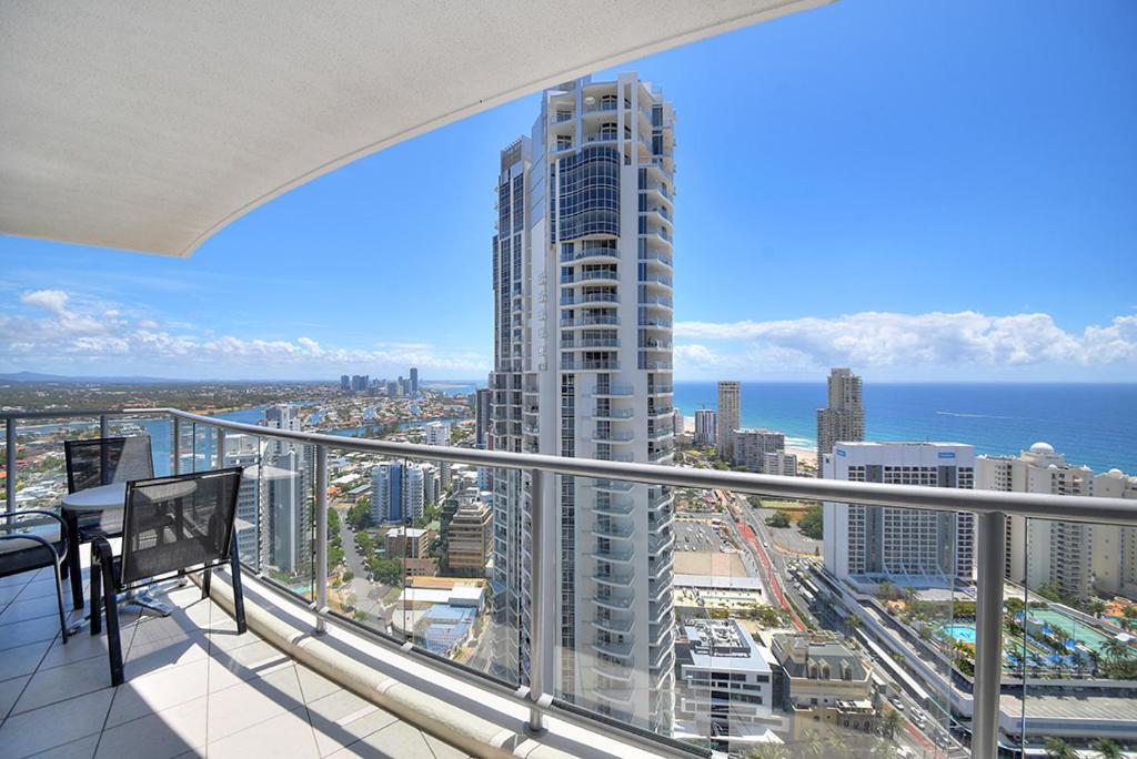 Deluxe Chevron Renaissance Leilighet Gold Coast Eksteriør bilde